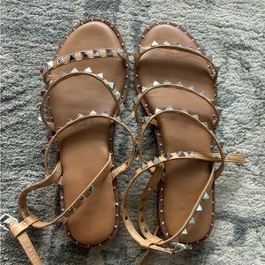 Stud sandals